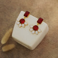 Sidra Glossy Round MOP Flower Earring | Yavira Jewelry