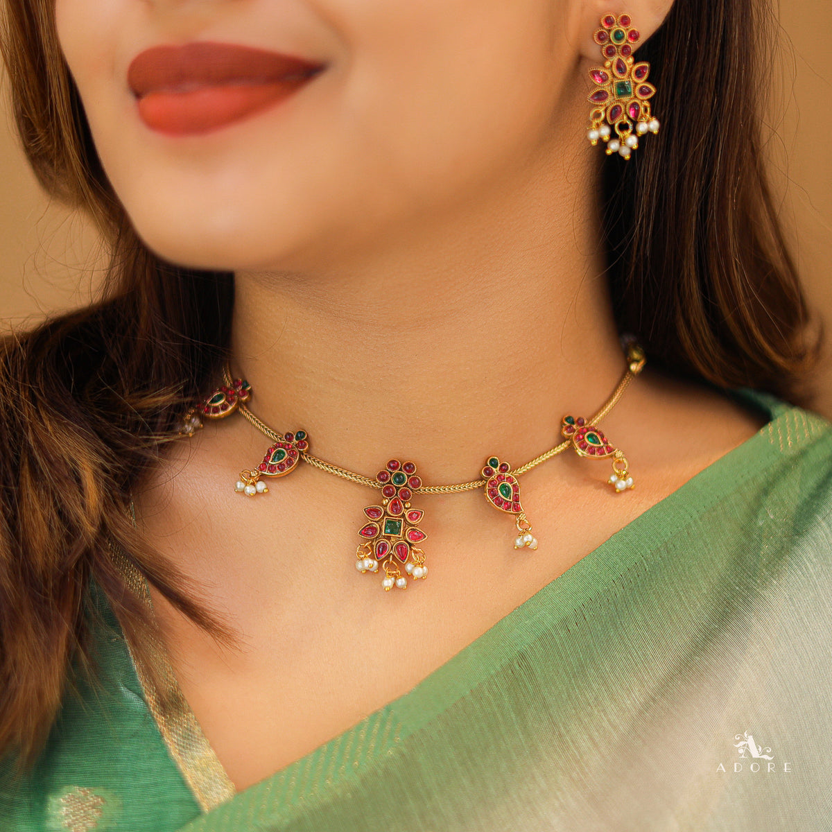 Aradhana Mango Pearl Short Neckpiece With Earring | Yavira Jewelry