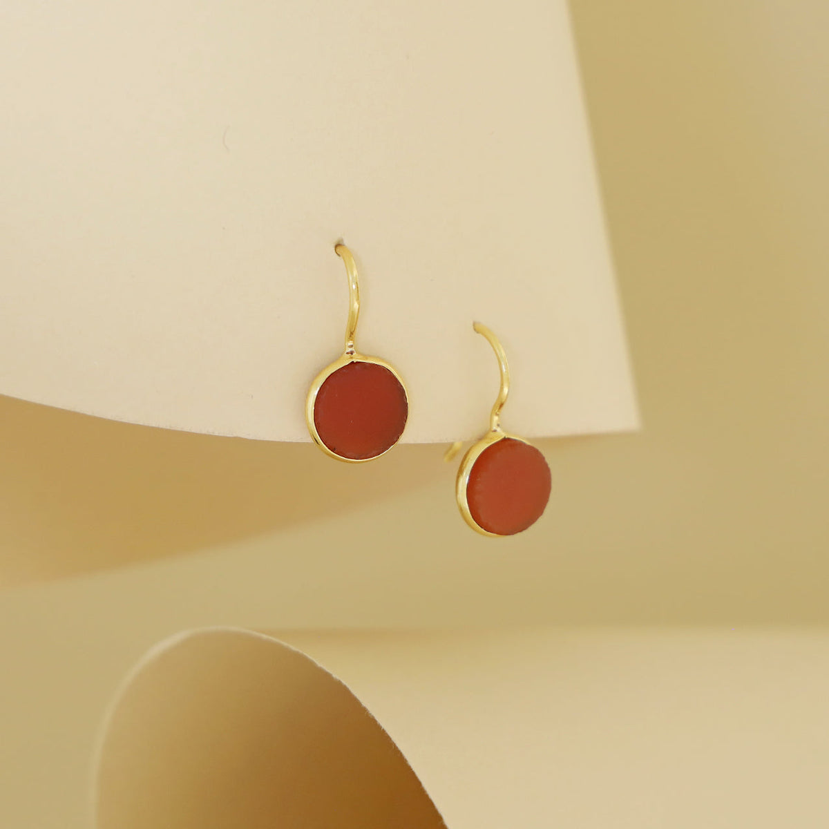 Mawar Golden Circle Raw Stone Mini Drop | Yavira Jewelry