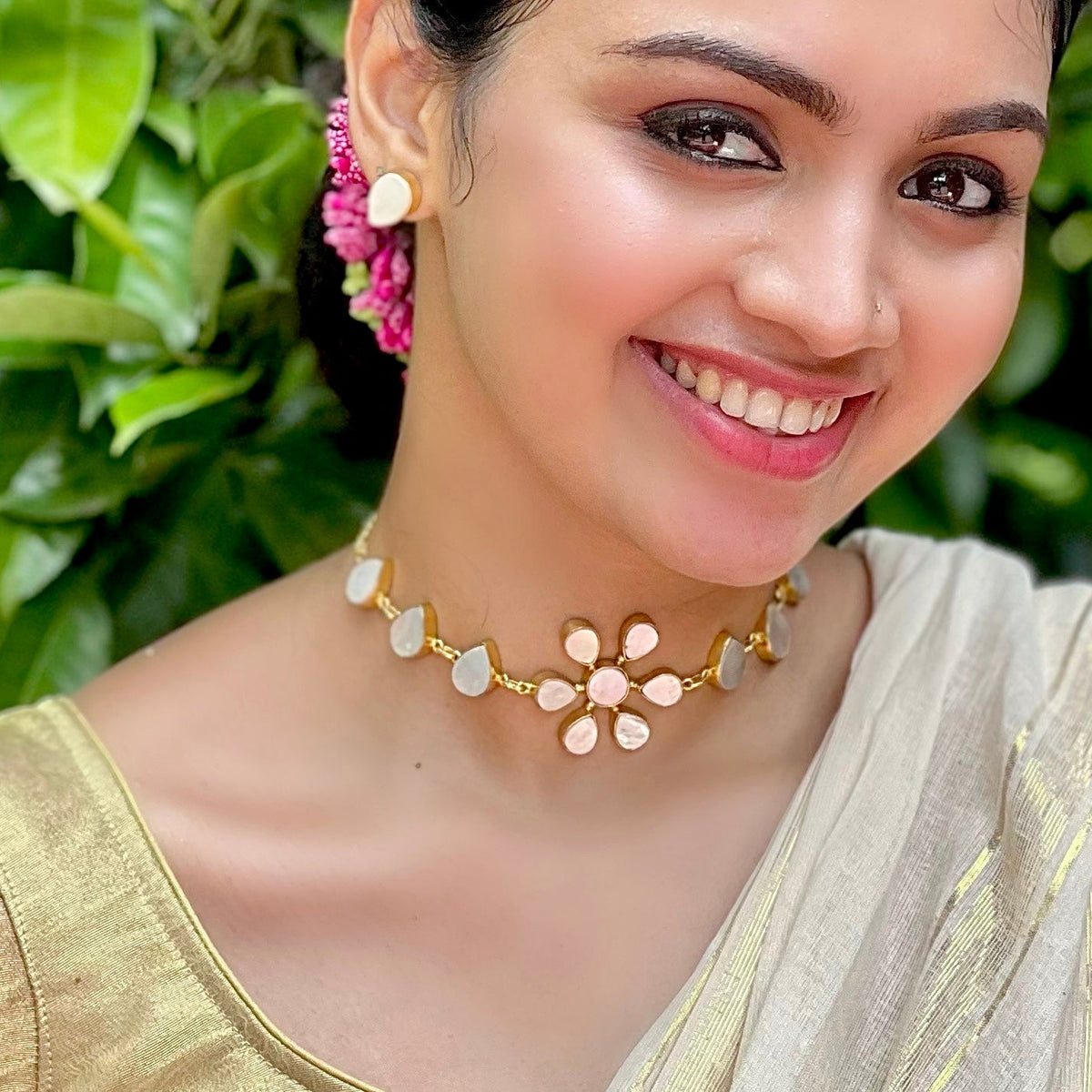 Suganya Mop Choker With Stud | Yavira Jewelry
